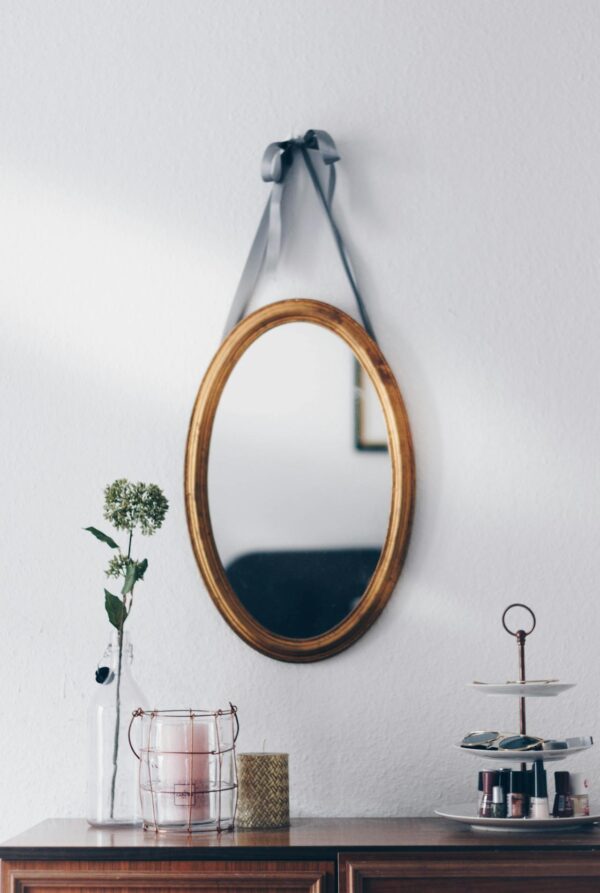 Elegant Wall Hanging Mirror – Stylish and Functional Home Decor